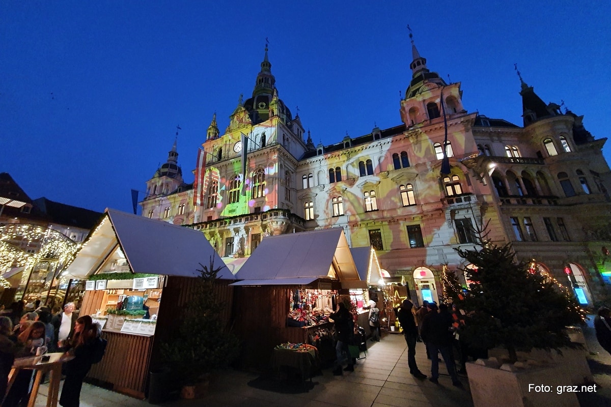 Christkindlmarkt Am Hauptplatz Graz Advent In Graz Infos Fotos